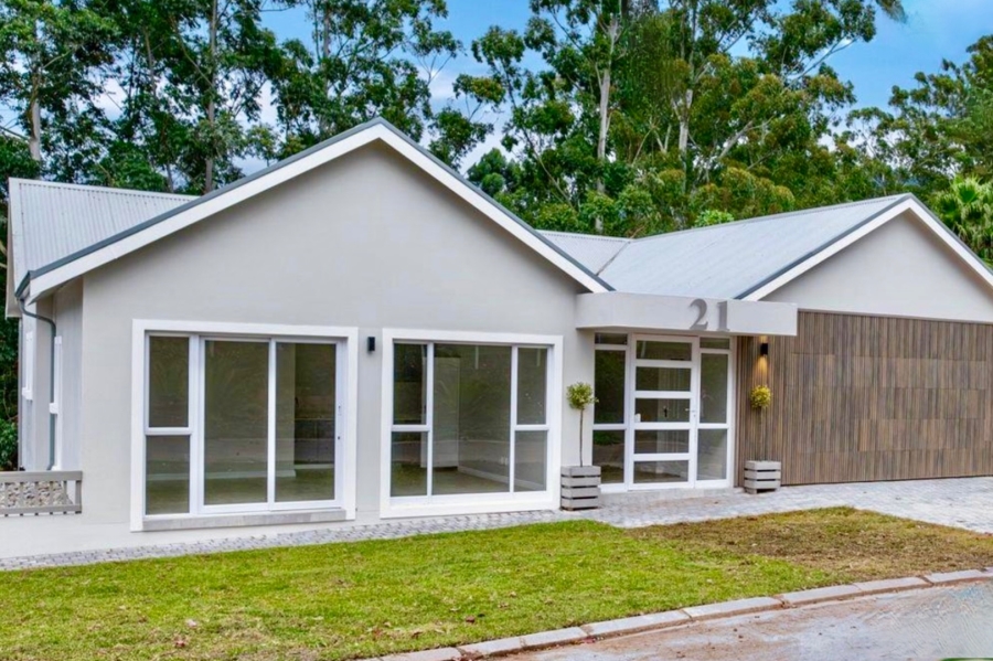 5 Bedroom Property for Sale in Heather Park Western Cape